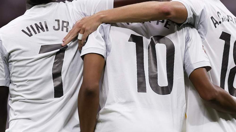 vinicius mbappe carreras realmadrid