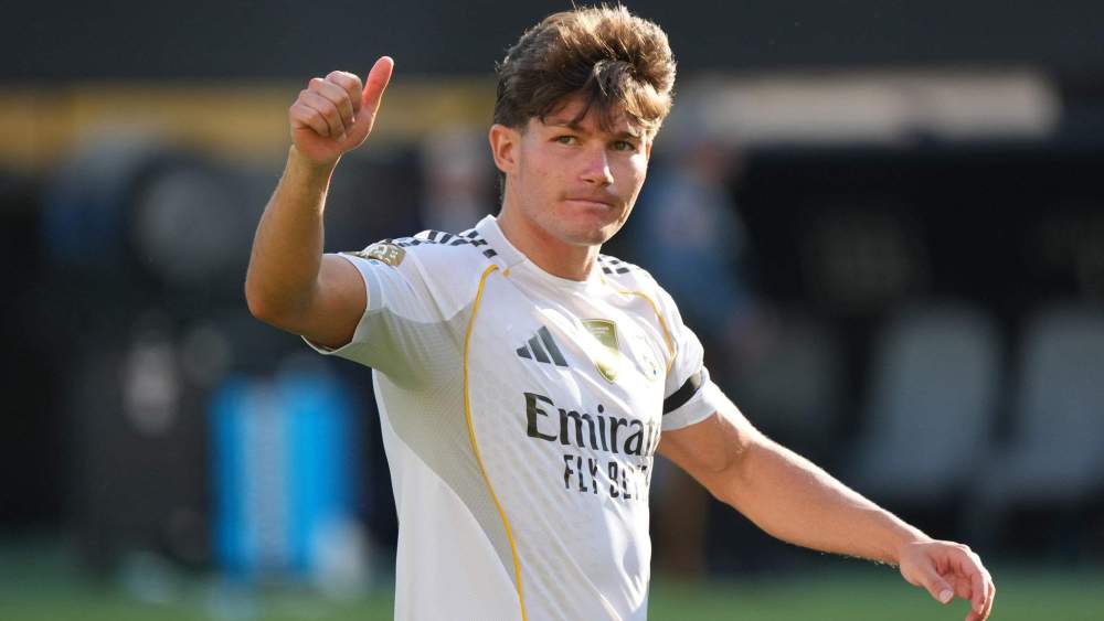 Fran García jugando un partido con el Real Madrid en el Mundial de Clubes. Fran García jugando un partido con el Real Madrid en el Mundial de Clubes.