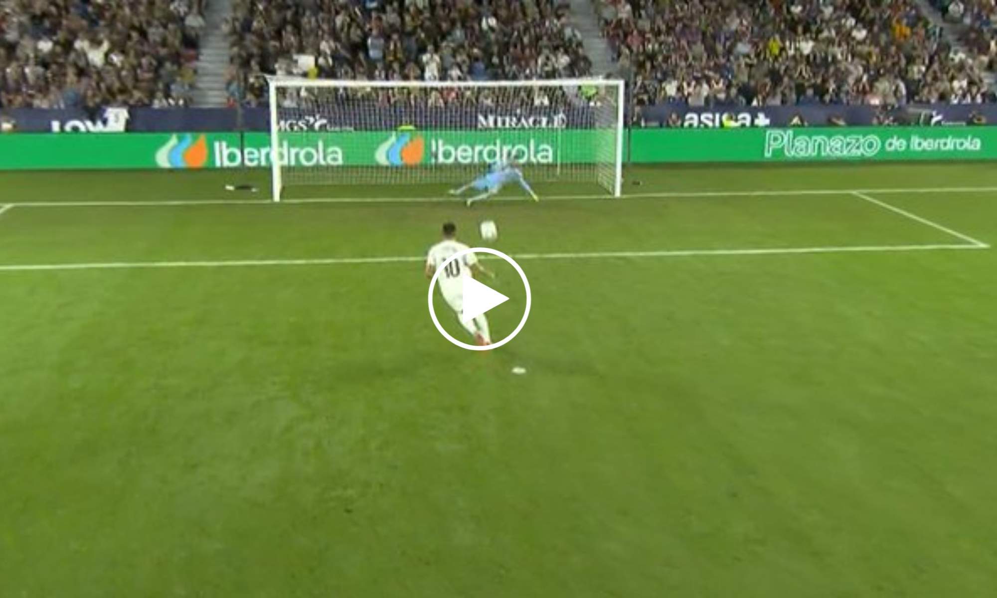 Mbappé pone el 1-3 de penalti: el astro de Bondy sigue sumando
