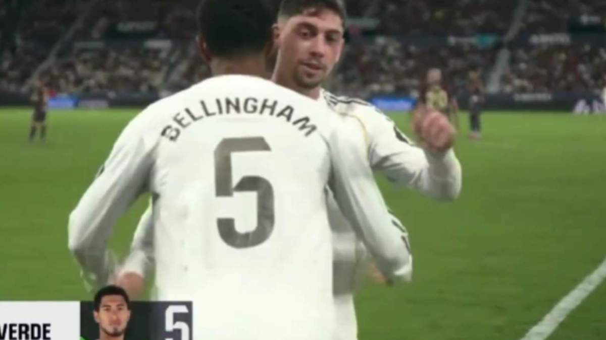 Bellingham entrando al terreno de juego