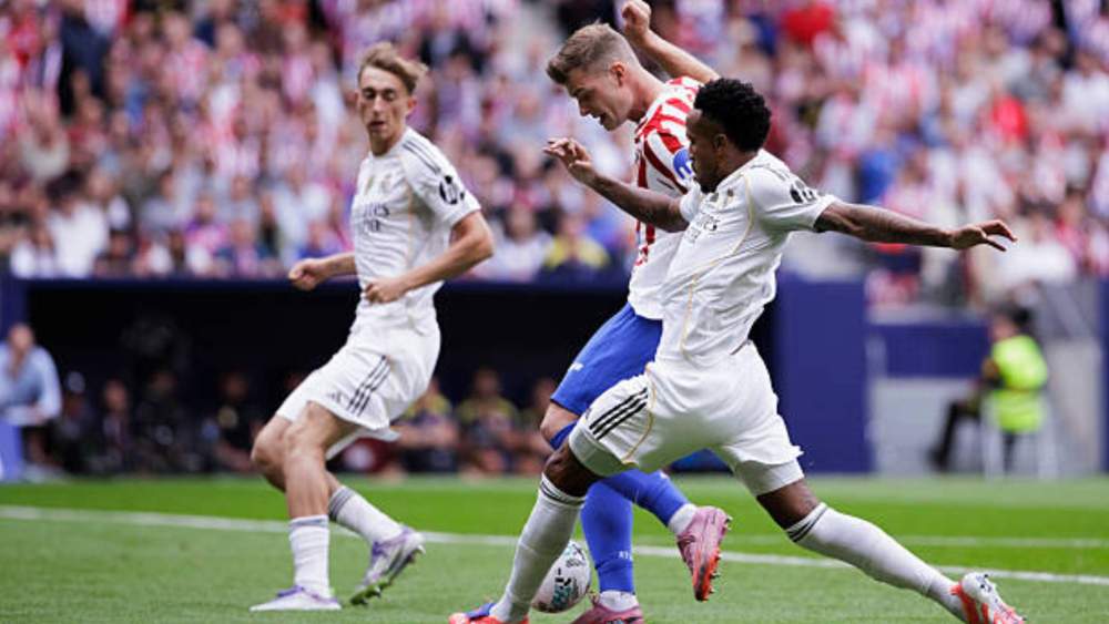 Militai, lesionado por una patada de Sorloth. Militai, lesionado por una patada de Sorloth.