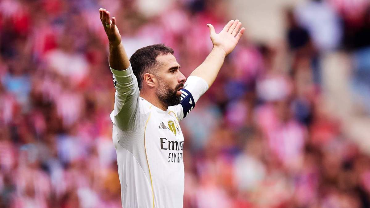 Dani Carvajal jugando contra el Atlético de Madrid.