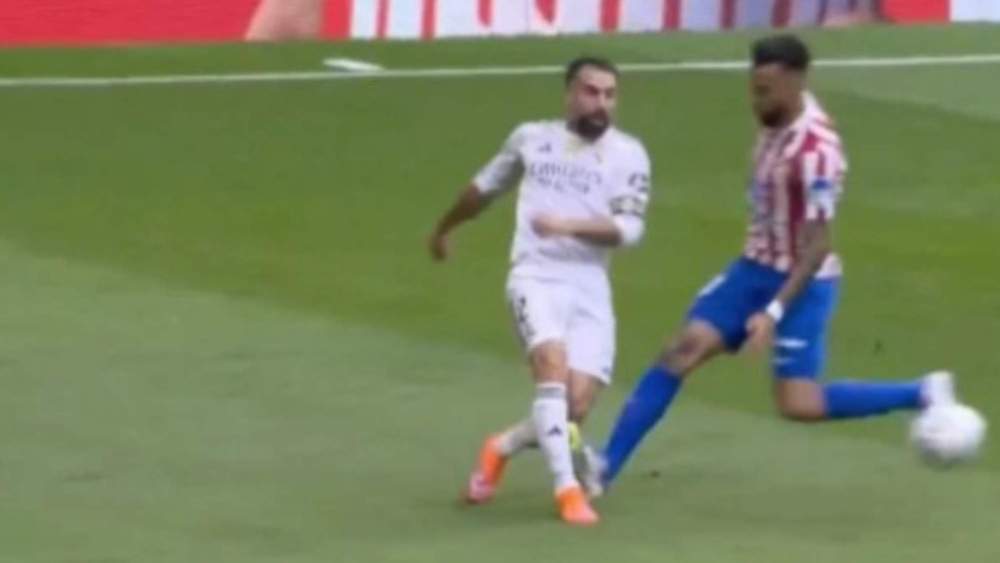 patada nico gonzalez carvajal