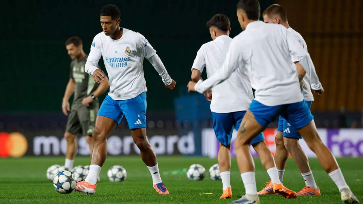 Jugadores del Real Madrid entrenándose en la previa al partido ante el Kayrat Almaty Jugadores del Real Madrid entrenándose en la previa al partido ante el Kayrat Almaty