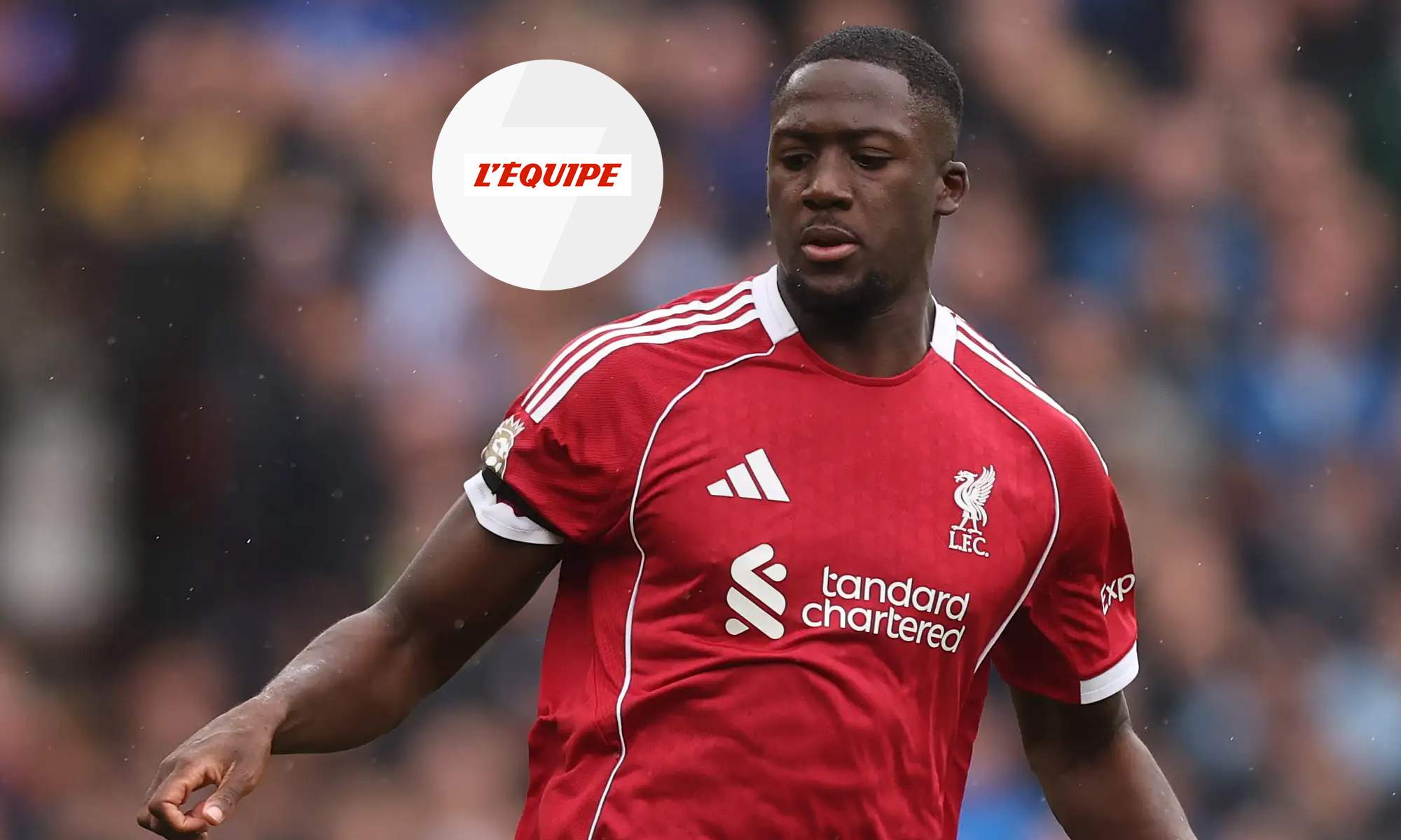 Ibrahima Konaté y el logo de L´Équipe.