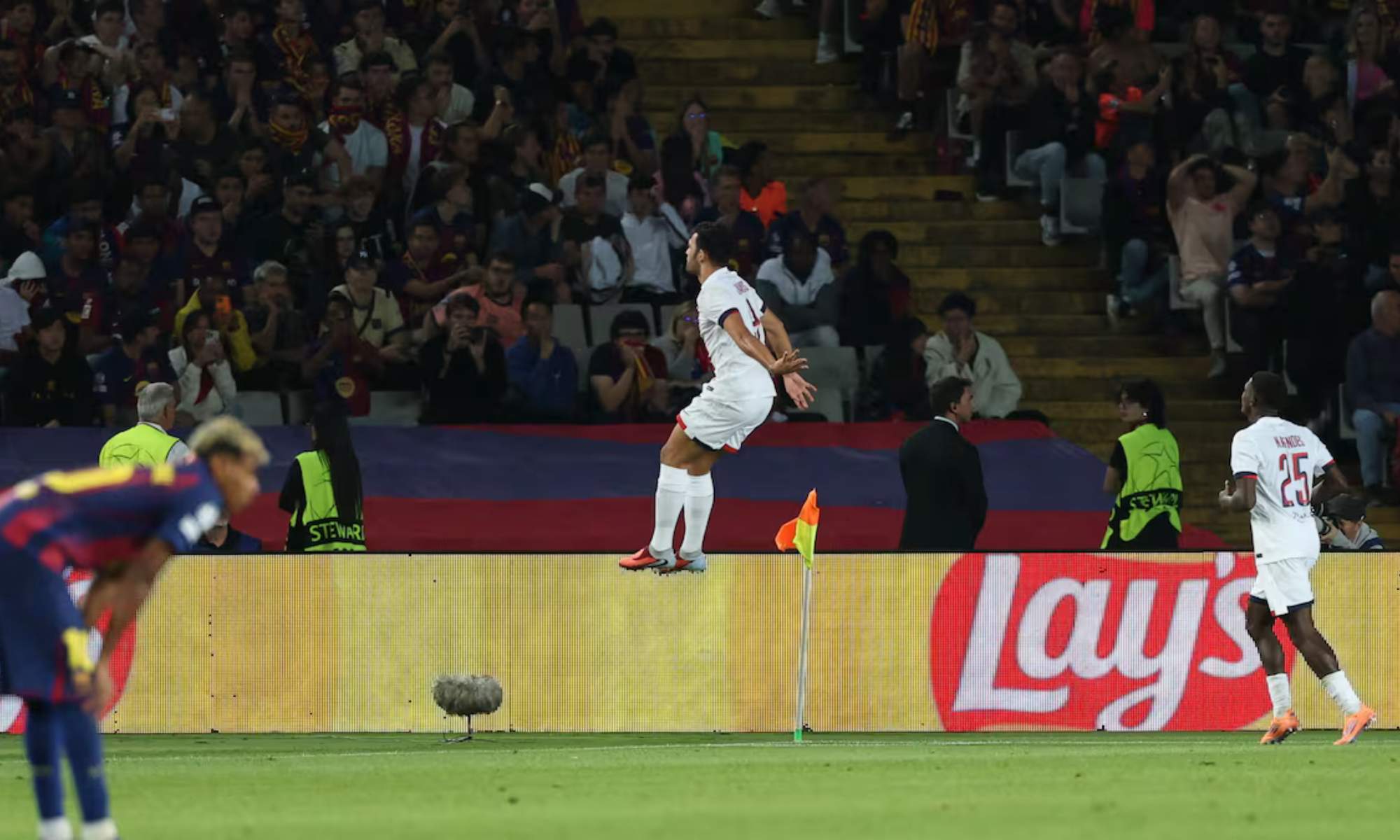 El PSG se ha hecho con la victoria ante el Barcelona después de empezar perdiendo el partido.