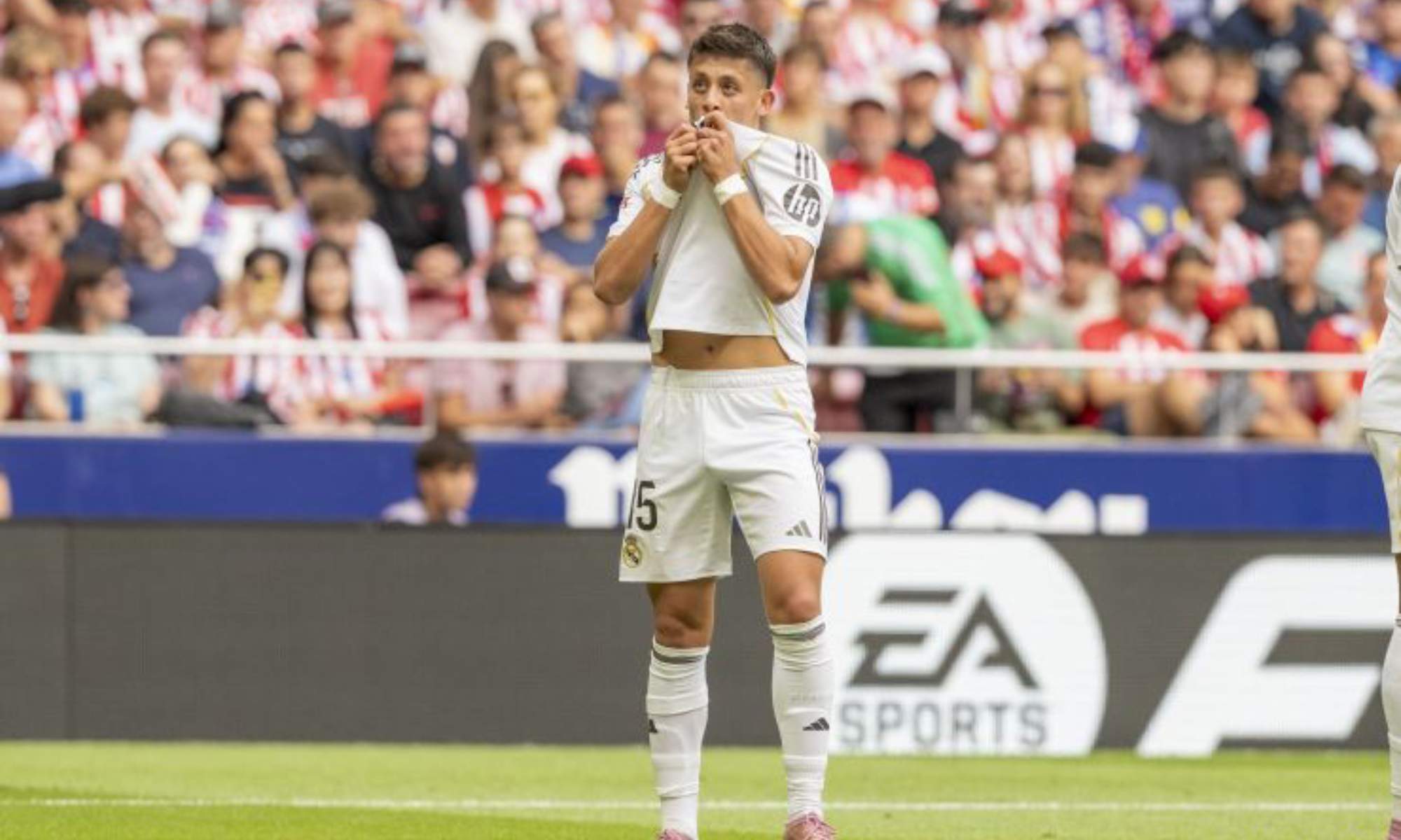 Arda Güler, celebrando su gol ante el Atlético en el Metropolitano.