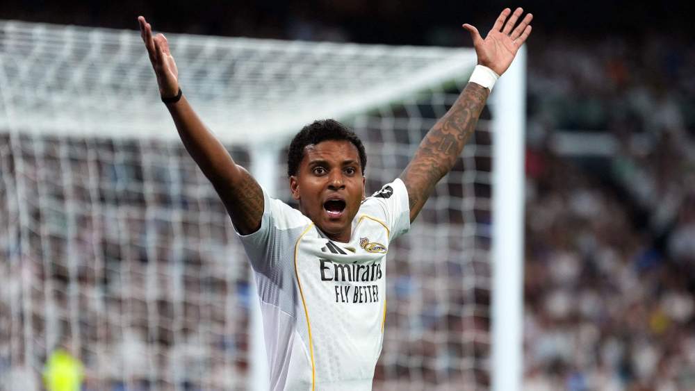 Rodrygo Goes jugando partido con el Real Madrid.