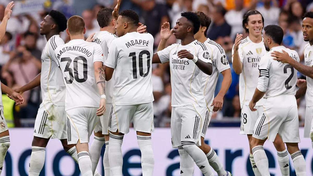 realmadrid jugadores celebracion gol 121 1200x900