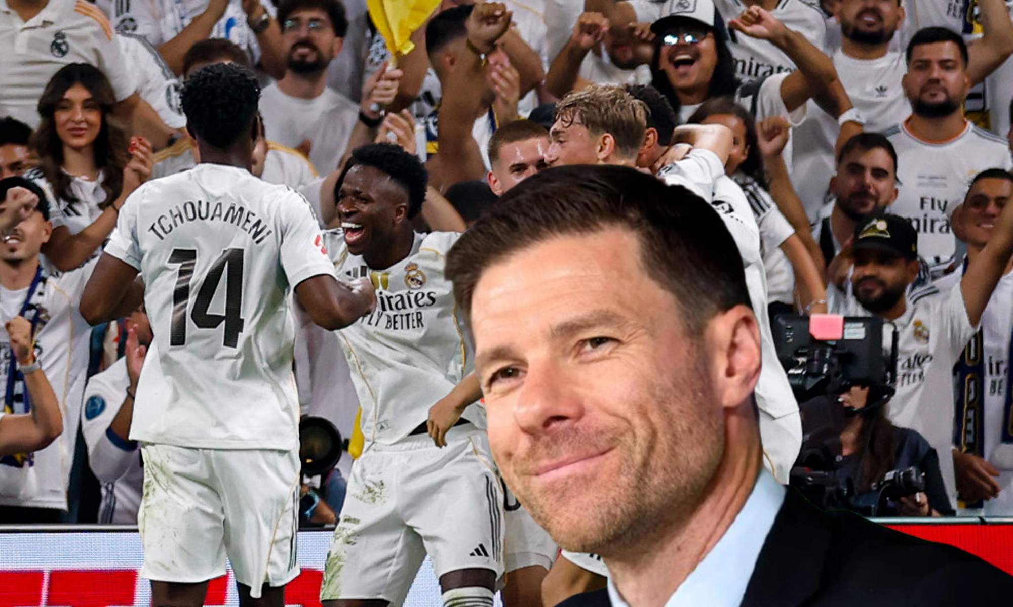Xabi Alonso y jugadores del Real Madrid celebrando un gol. 