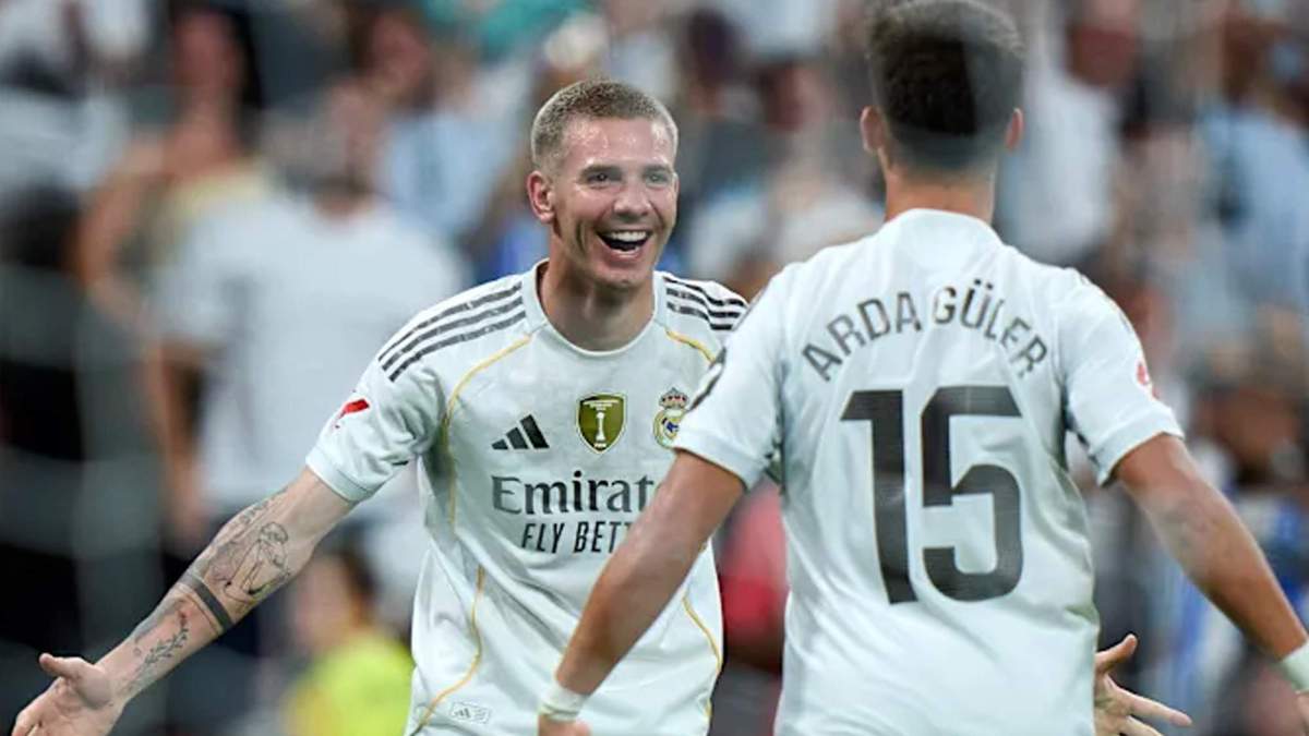 Franco Mastantuono y Arda Güler celebrando un gol con el Real Madrid. Franco Mastantuono y Arda Güler celebrando un gol con el Real Madrid.