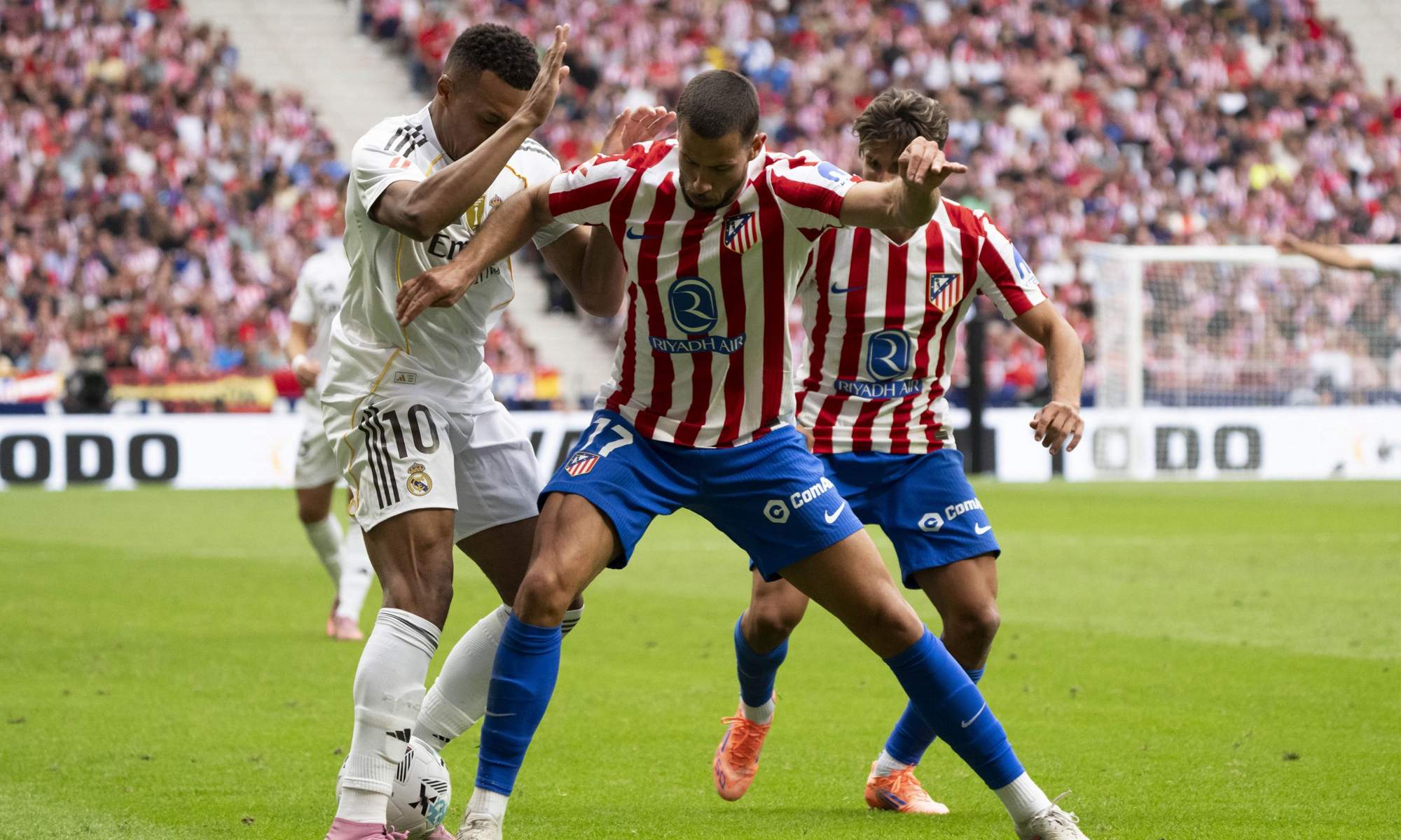 Kylian Mbappé jugando contra el Atlético de Madrid. 