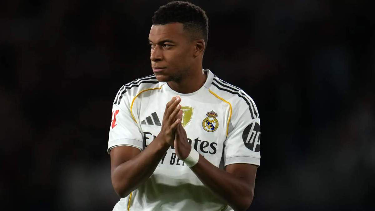 Kylian Mbappé en un partido del Real Madrid. Kylian Mbappé en un partido del Real Madrid.