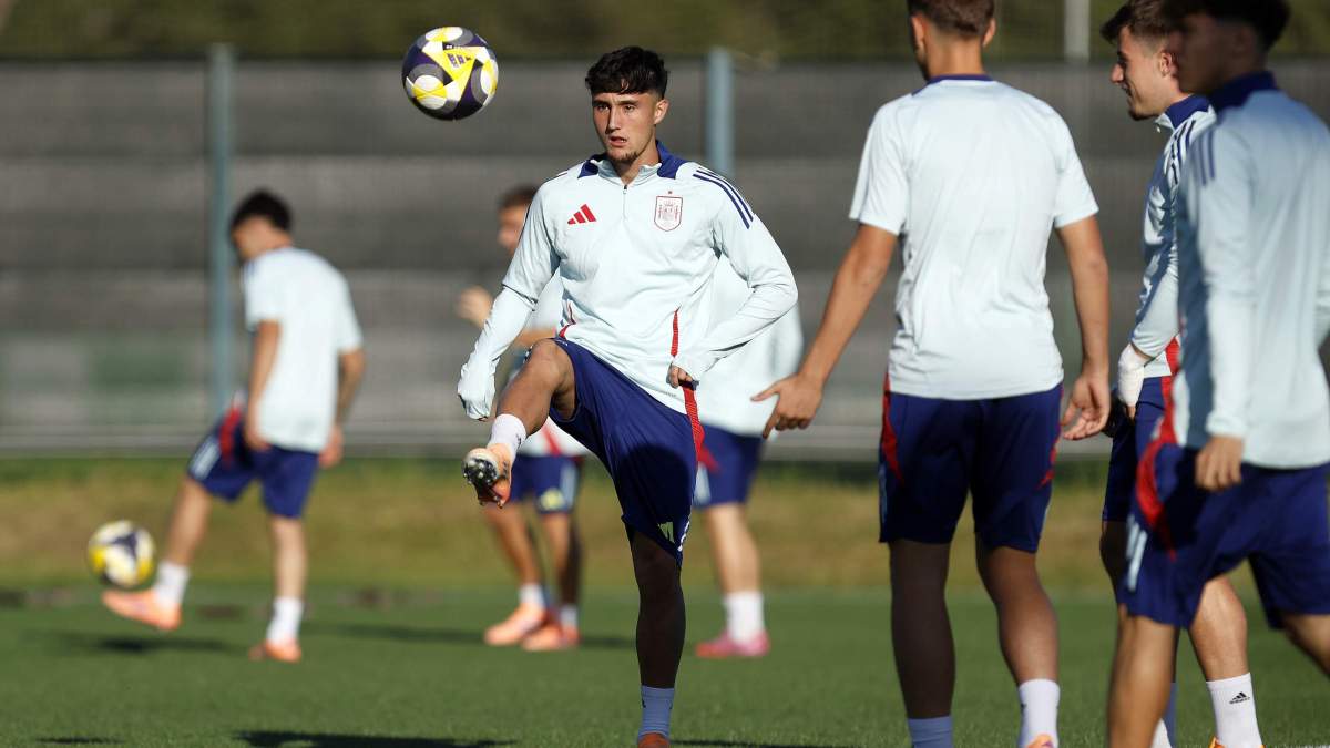 Jesús Fortea entrenando con la selección española sub20