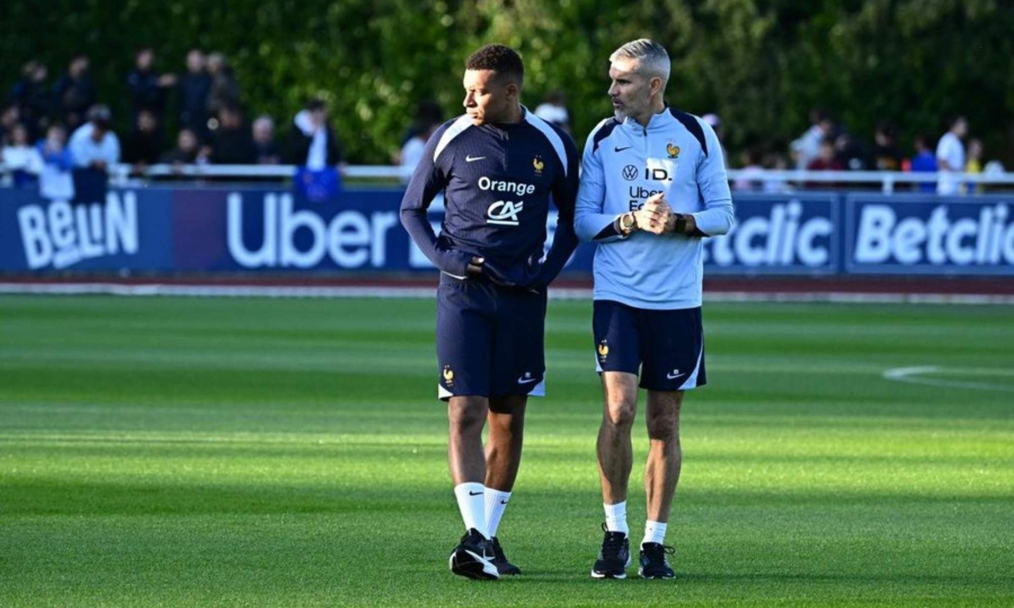 Mbappé se pone en contacto con el Madrid y tranquiliza a sus dirigentes