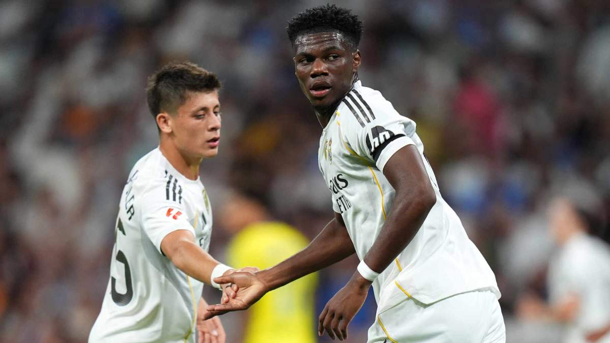 Arda Guler y Aurélien Tchouaméni