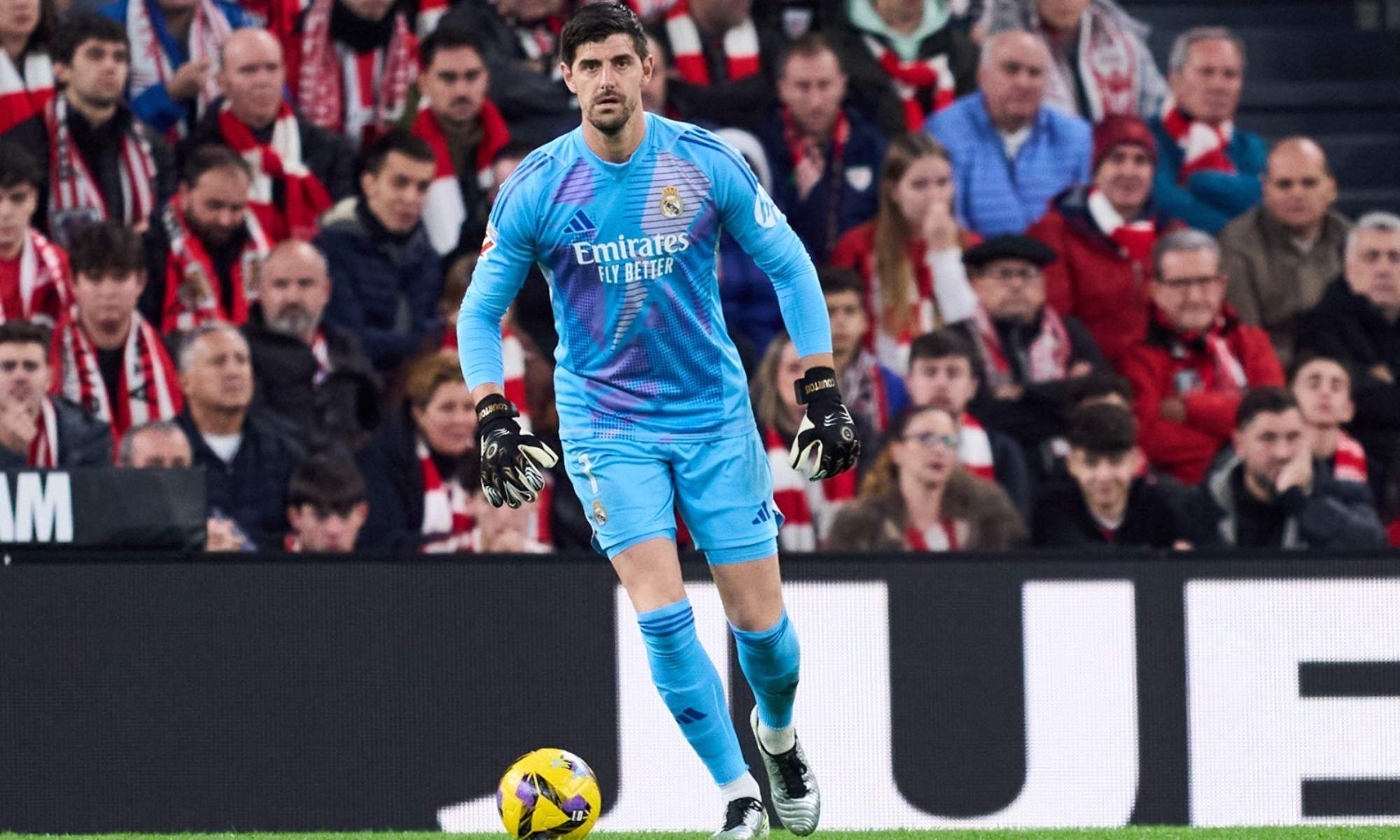 El Real Madrid tiene un seguro de vida en Thibaut Courtois, fichado en 2028, pero en el club van pensando en un relevo del belga.