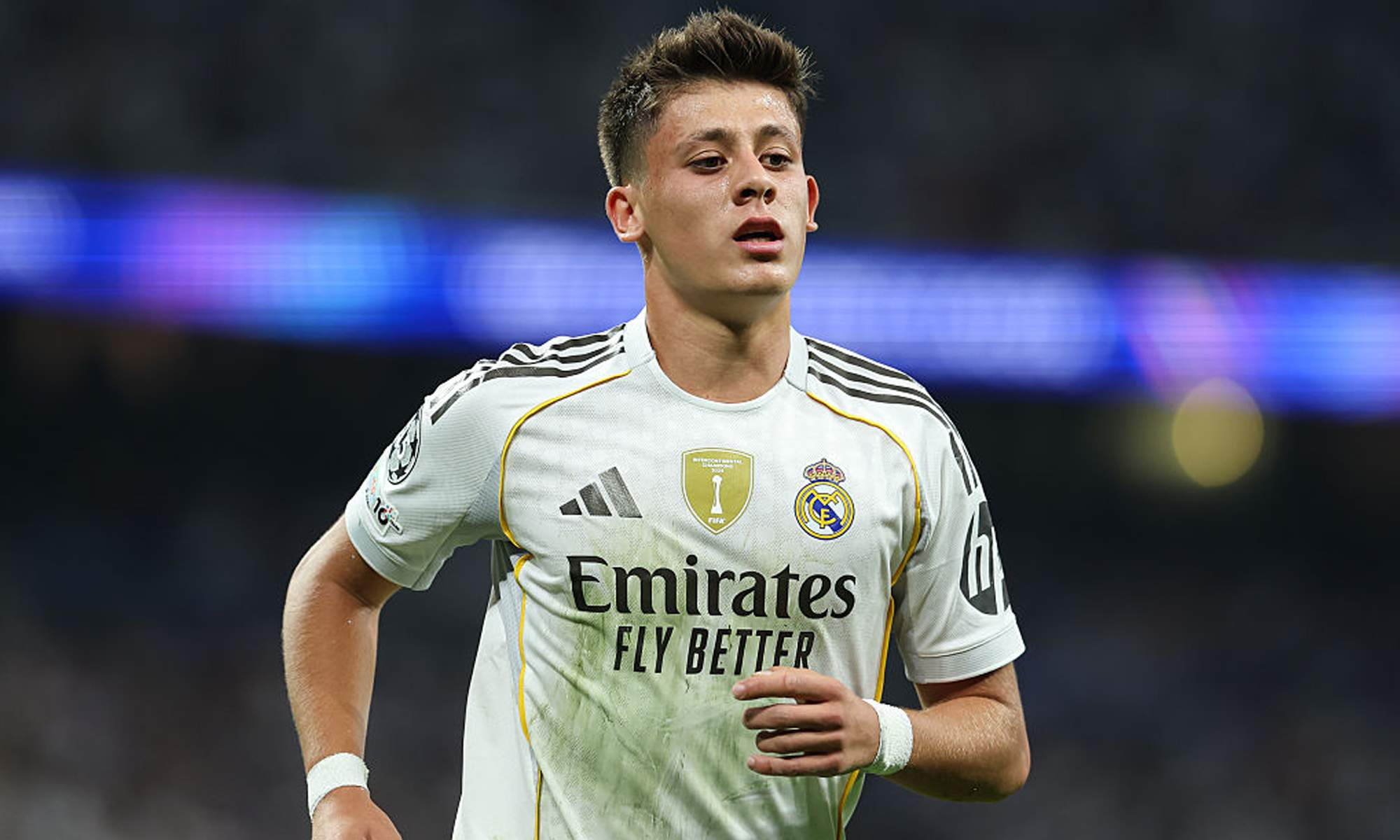 Arda Güler disputando un partido con el Real Madrid. Arda Güler disputando un partido con el Real Madrid.