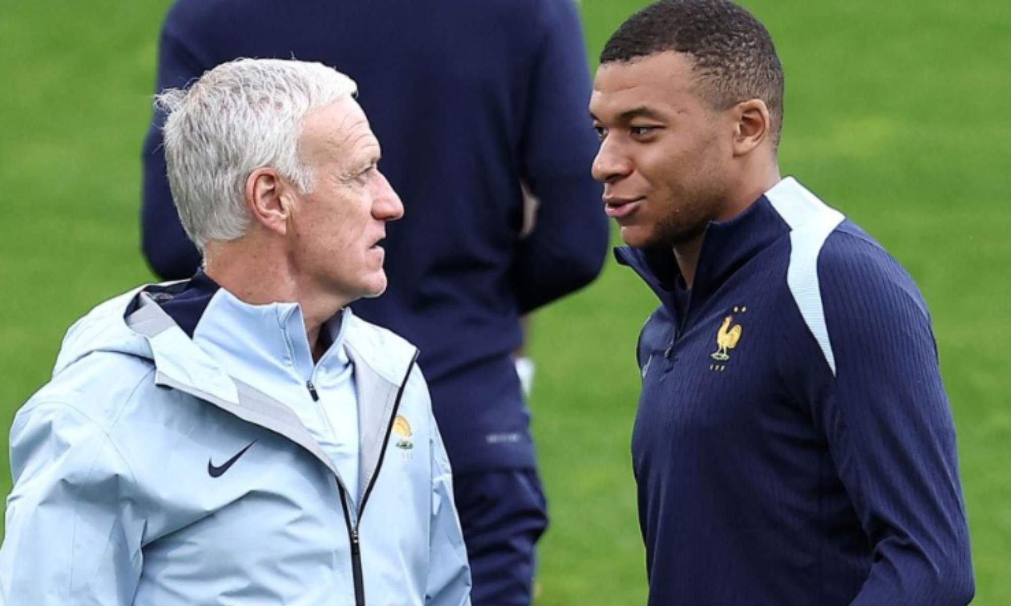 Deschamps desvela el motivo por el que mantuvo a Mbappé en el campo