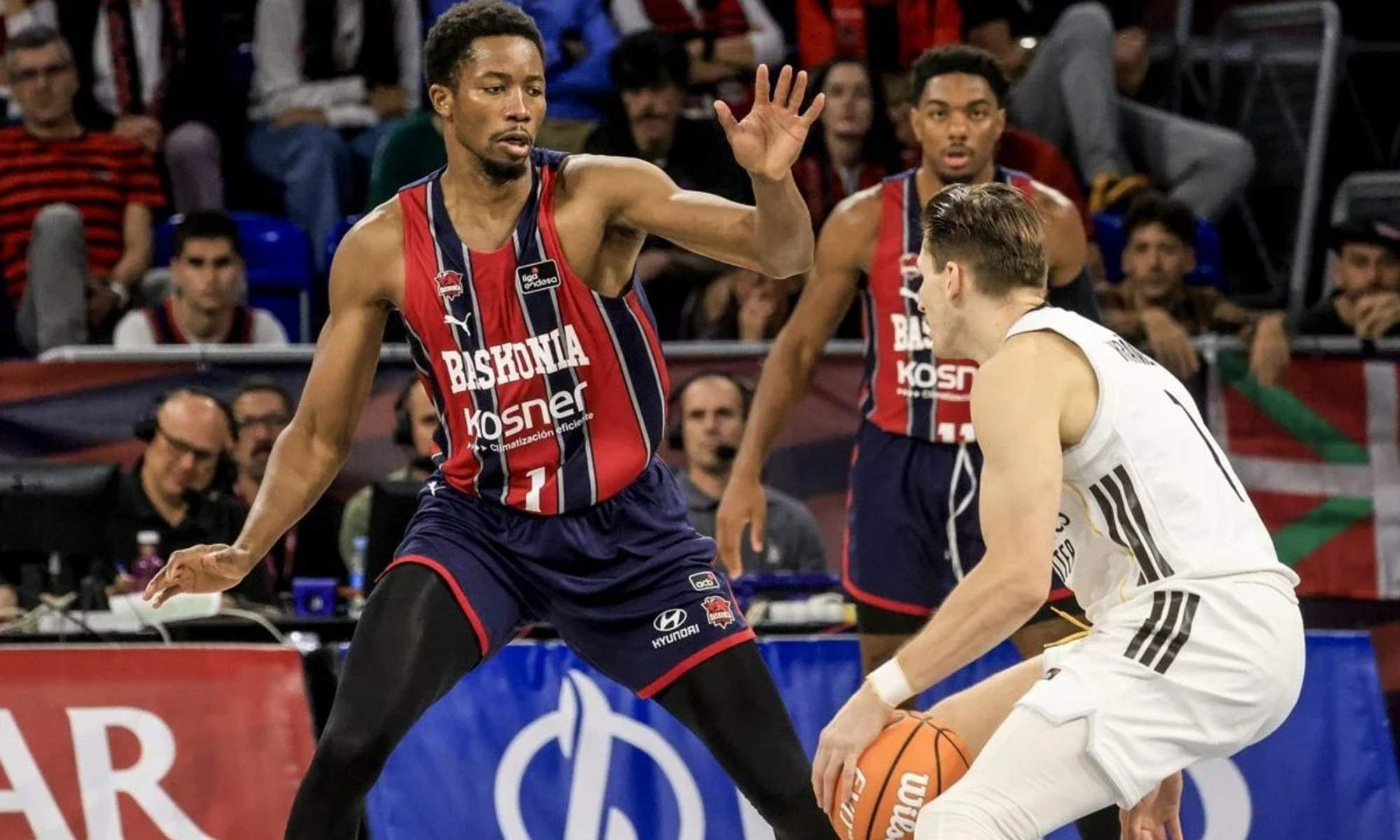 El Real Madrid se deja remontar y encaja su primera derrota ante el Baskonia