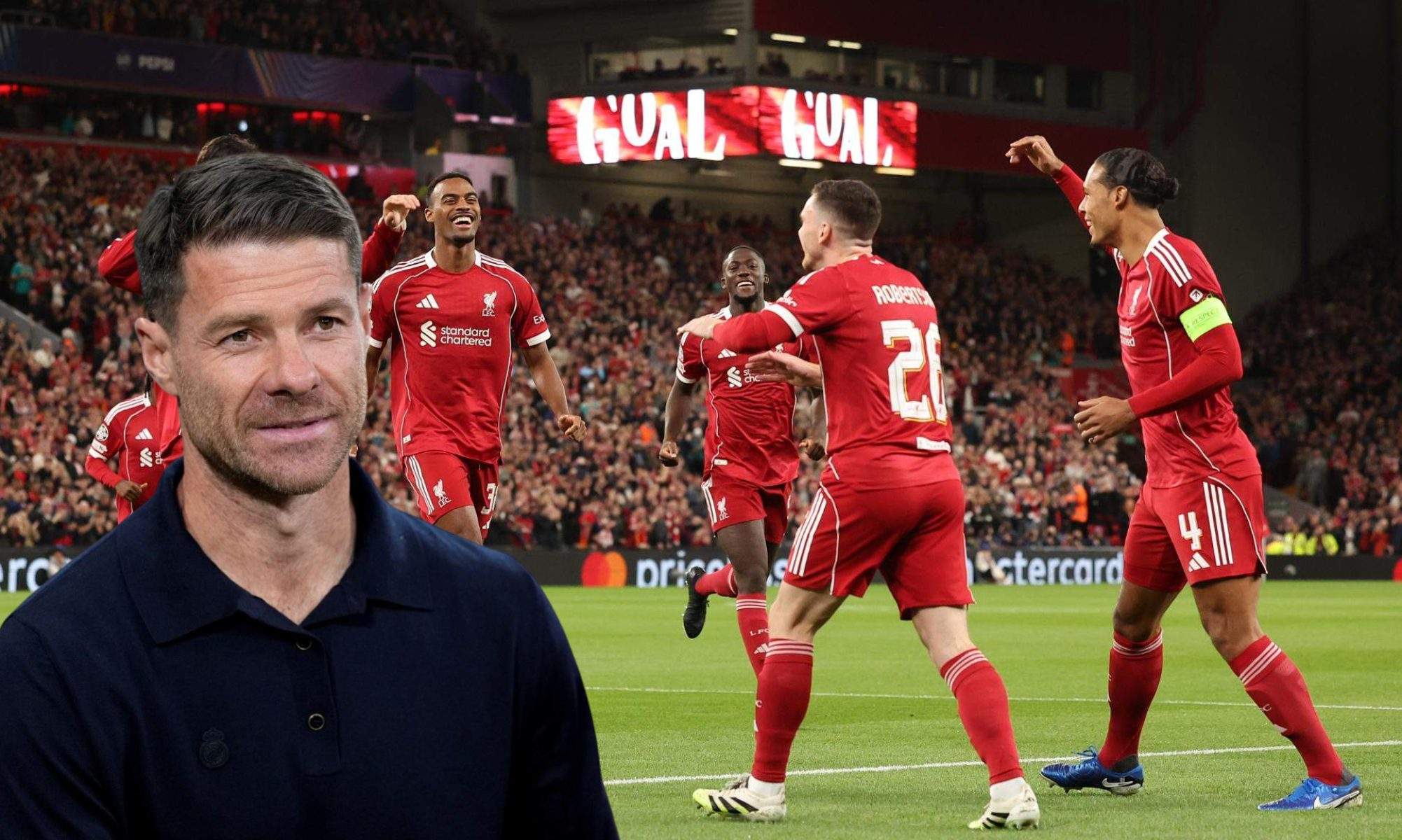 Xabi Alonso con jugadores del Liverpool