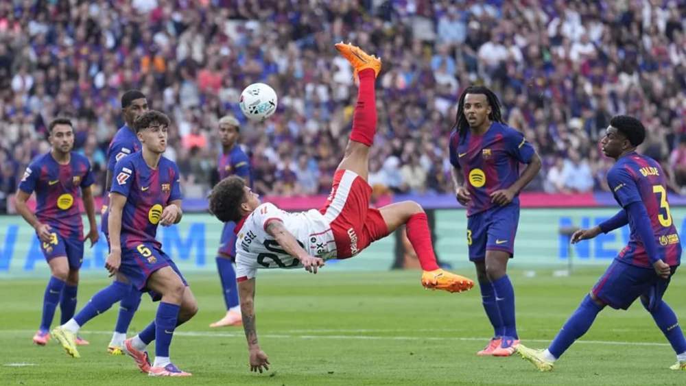 witsel gol chilena barça