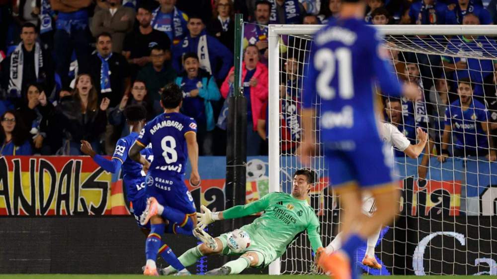 parada courtois coliseum getafe parada courtois coliseum getafe