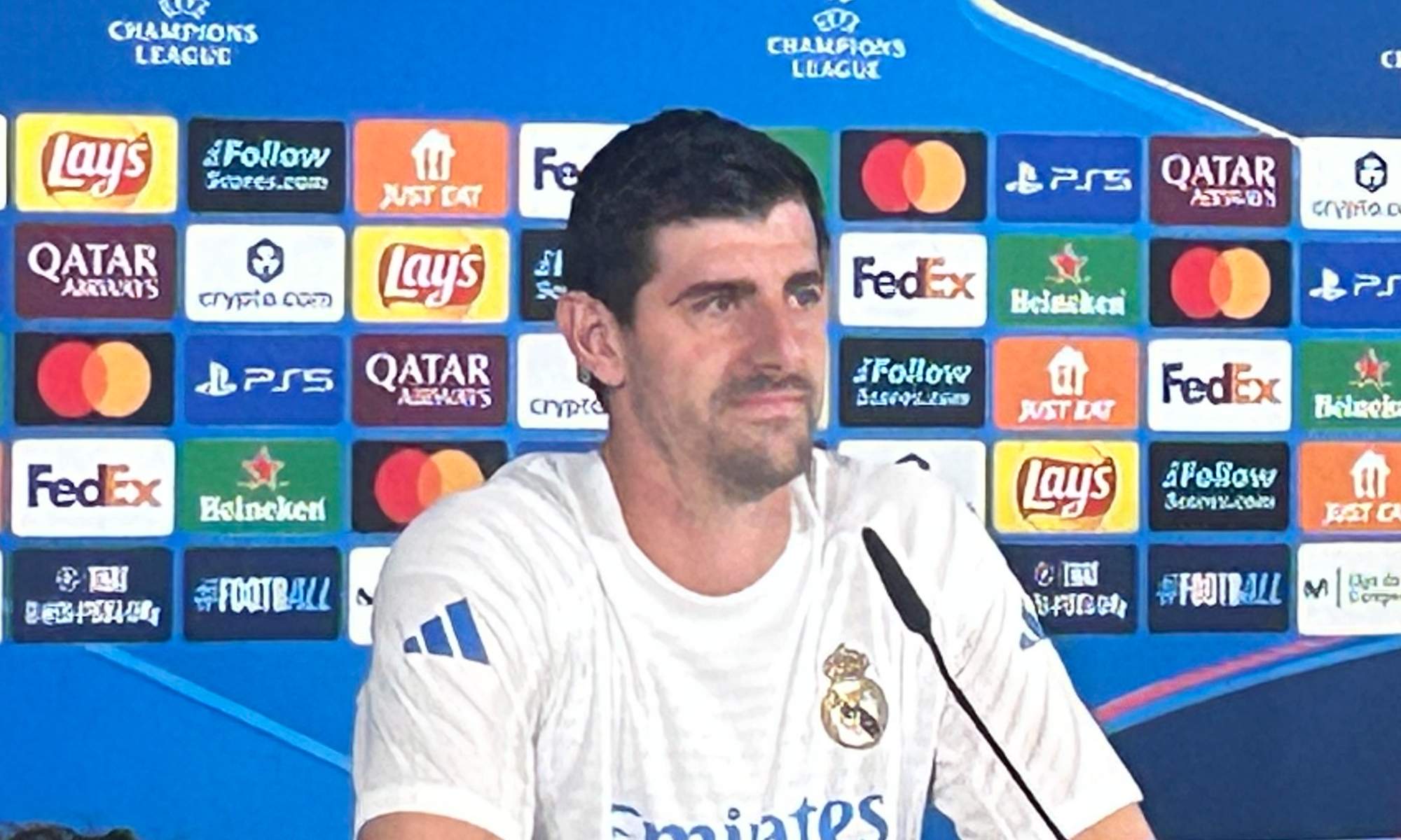 Thibaut Courtois sale en defensa de Vinicius: ha dado la cara por su compañero