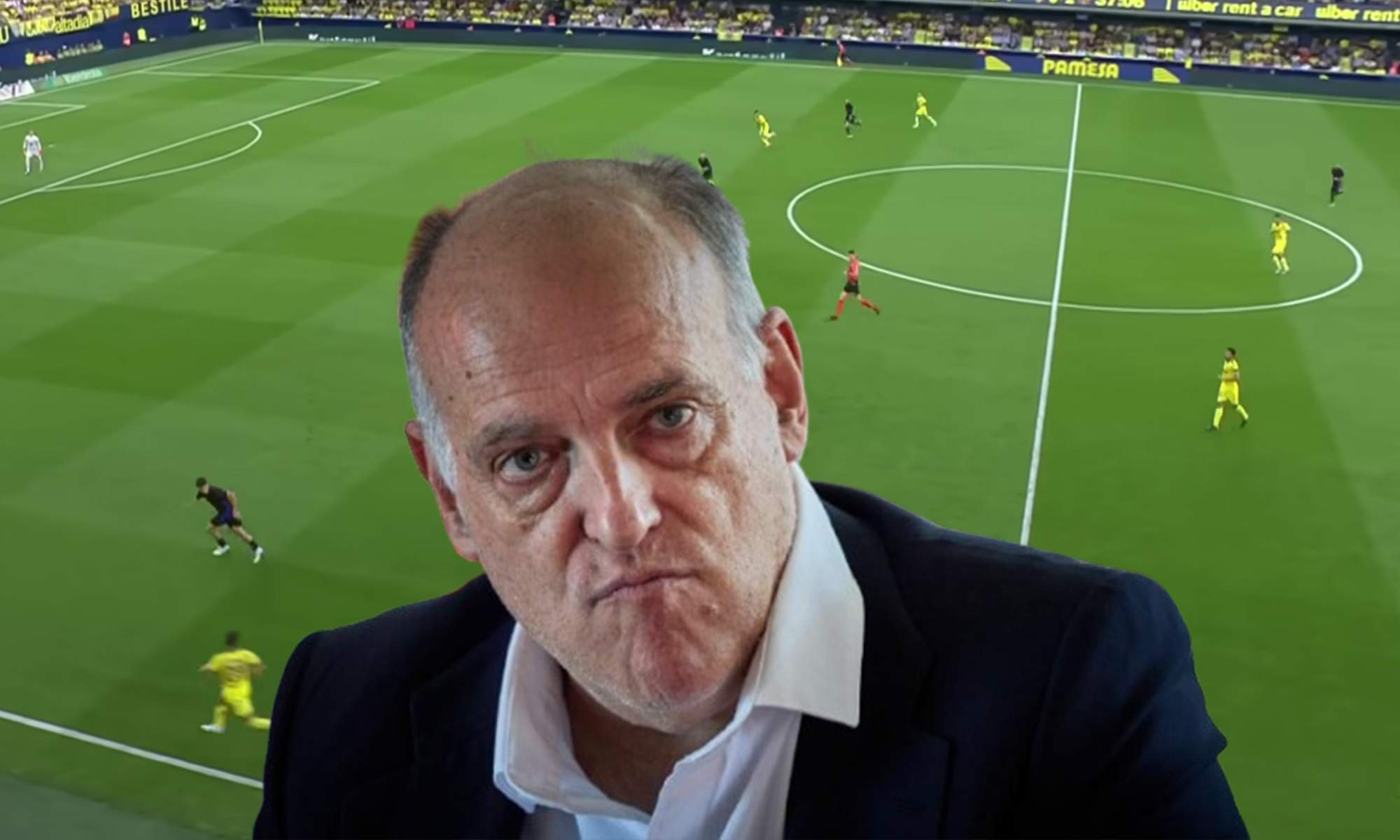 Javier Tebas y una captura del Villarreal - Barcelona.