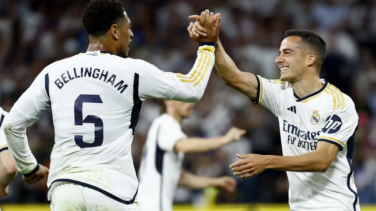 Bellingham y Lucas Vázquez celebrando un gol Bellingham y Lucas Vázquez celebrando un gol