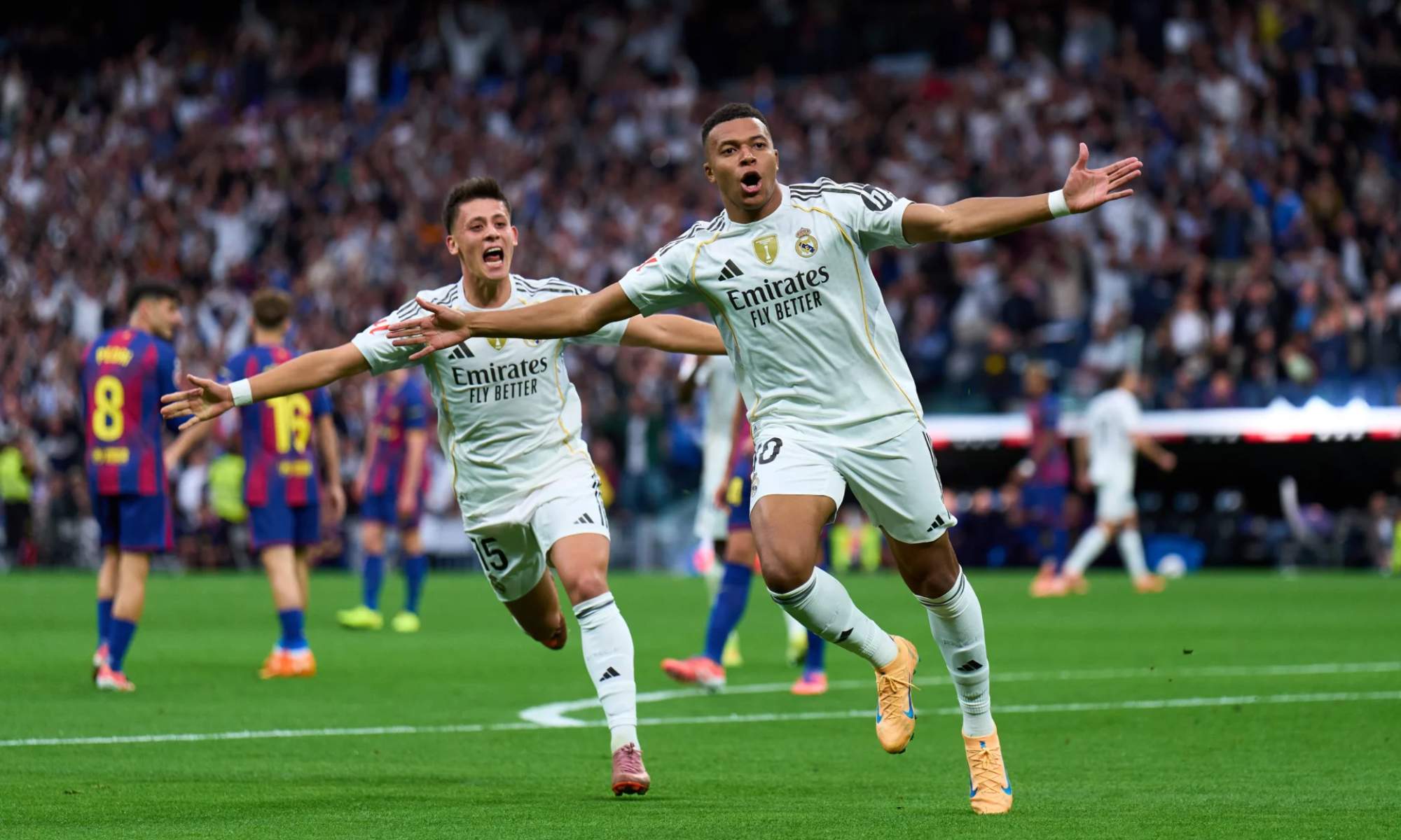 Kylian Mbappé, celebrando el gol que le marcó al Barça el domingo pasado en el Santiago Bernabéu. Kylian Mbappé, celebrando el gol que le marcó al Barça el domingo pasado en el Santiago Bernabéu.