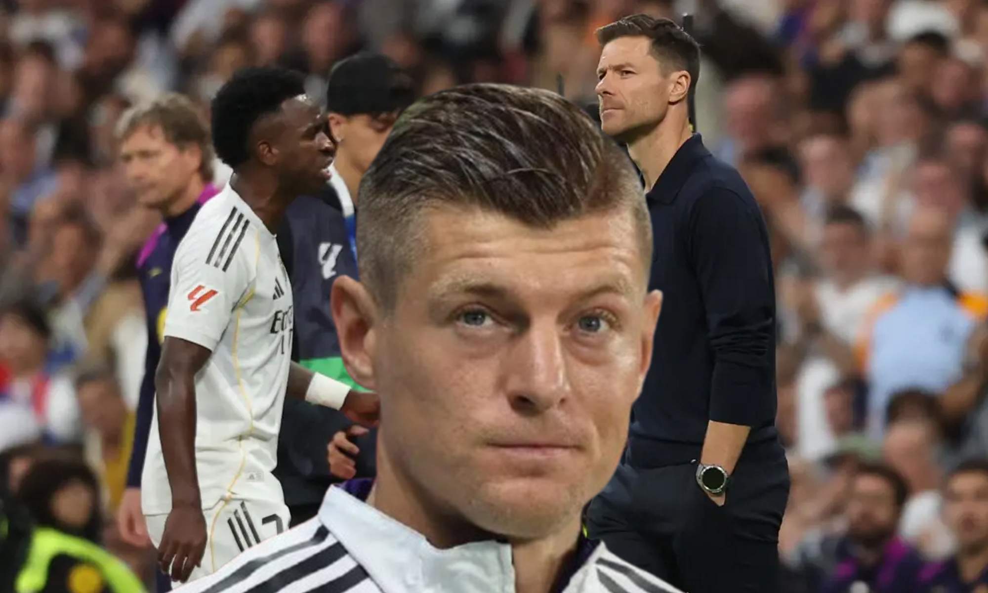 Toni Kroos y una foto de Vinícius Júnior y Xabi Alonso. Toni Kroos y una foto de Vinícius Júnior y Xabi Alonso.