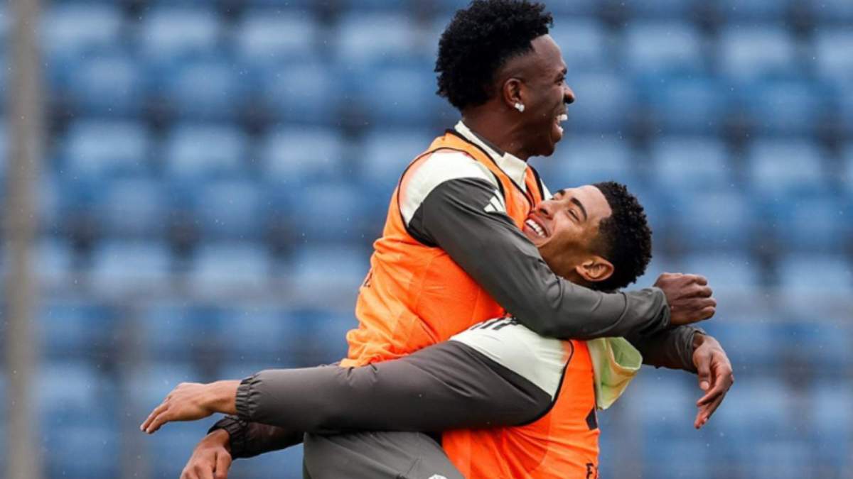 Vinicius Junior y Jude Bellingham, durante un entrenamiento reciente en Valdebebas.