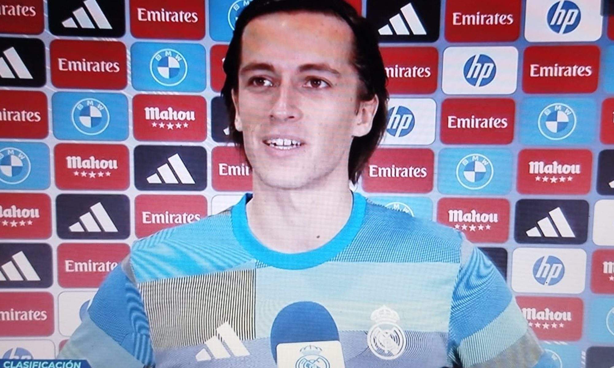 Álvaro Carreras y su comparación con Roberto Carlos