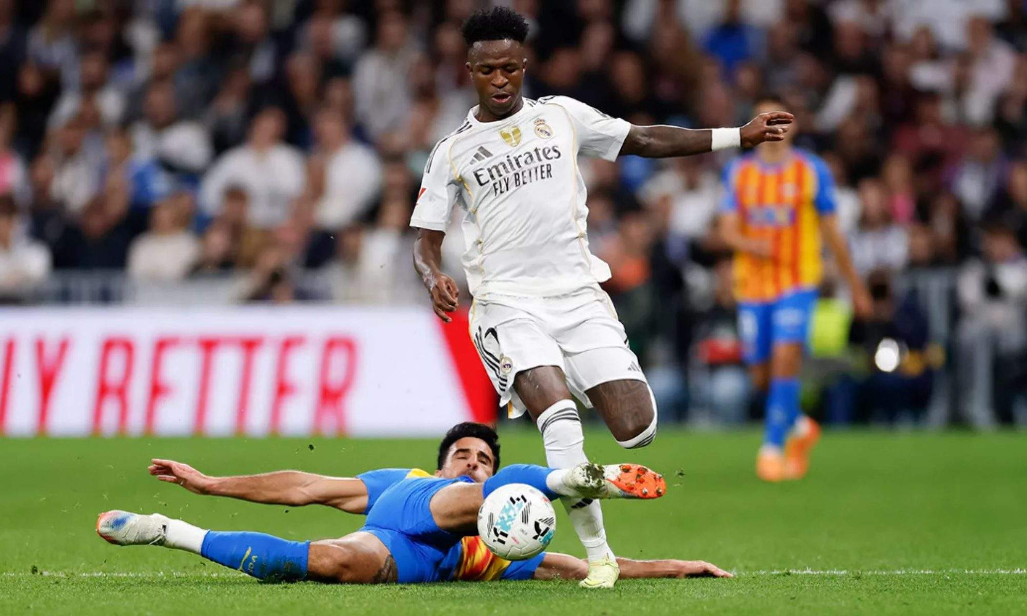 Mensaje de Vinicius al Valencia