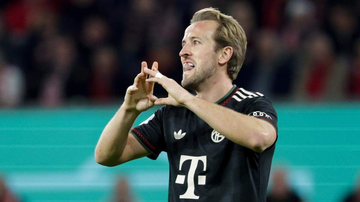 Harry Kane jugando un partido con el Bayern Múnich.