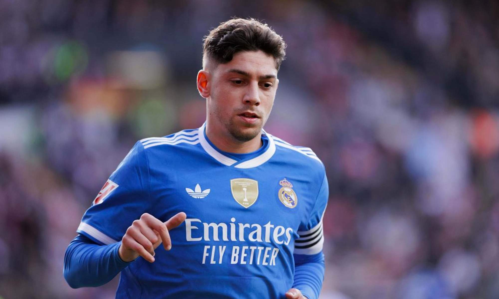 Fede Valverde jugando contra el Rayo Vallecano.