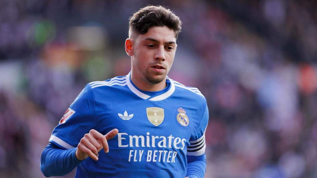 Fede Valverde jugando contra el Rayo Vallecano.