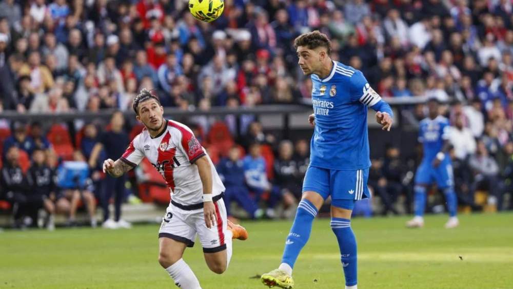 Fede Valverde acabó lesionado el partido contra el Rayo Vallecano.