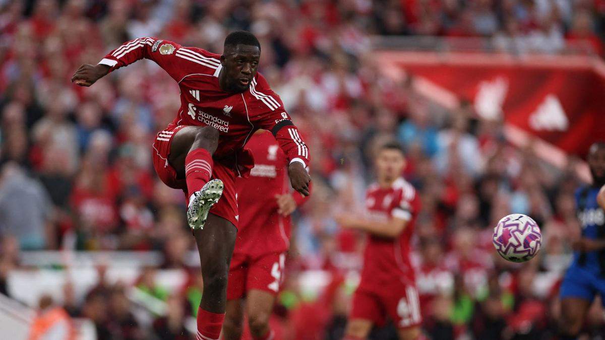 Konaté en un lance del juego durante un encuentro del Liverpool Konaté en un lance del juego durante un encuentro del Liverpool