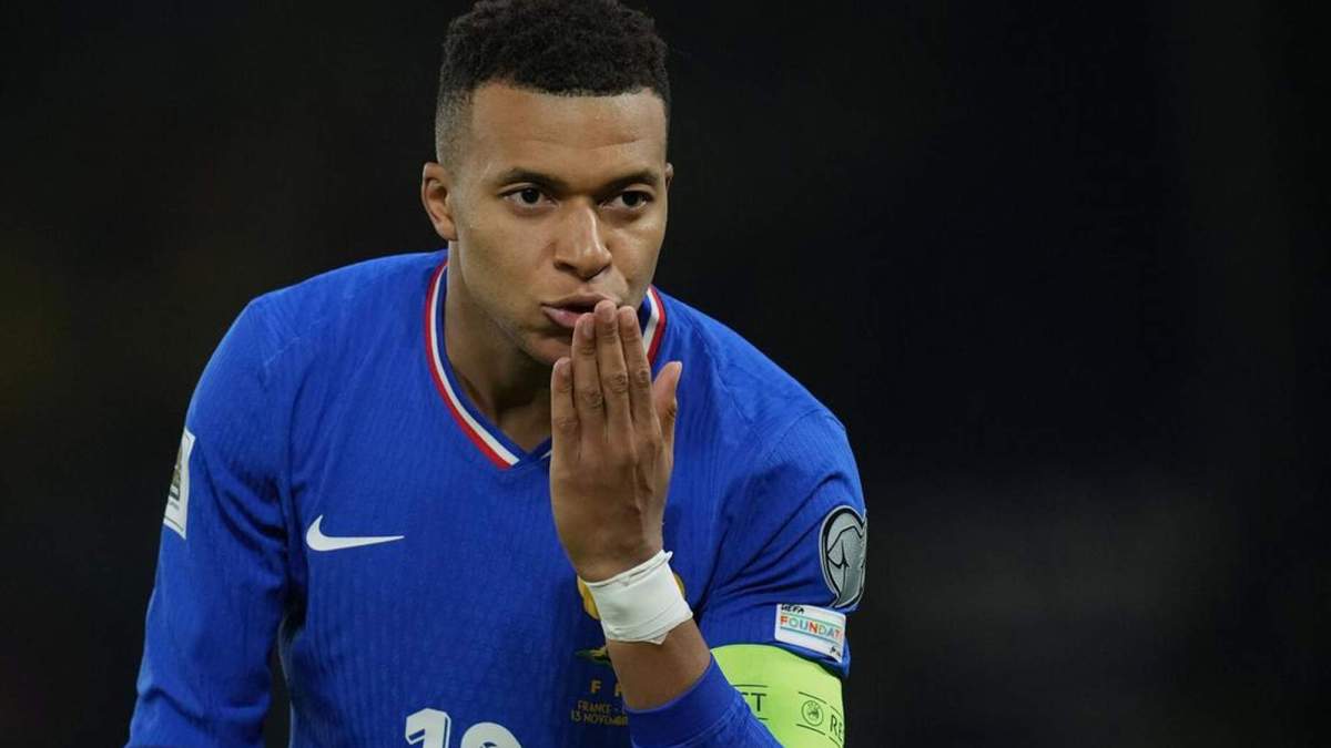 Kylian Mbappé jugando un partido con la Selección Francesa. Kylian Mbappé jugando un partido con la Selección Francesa.