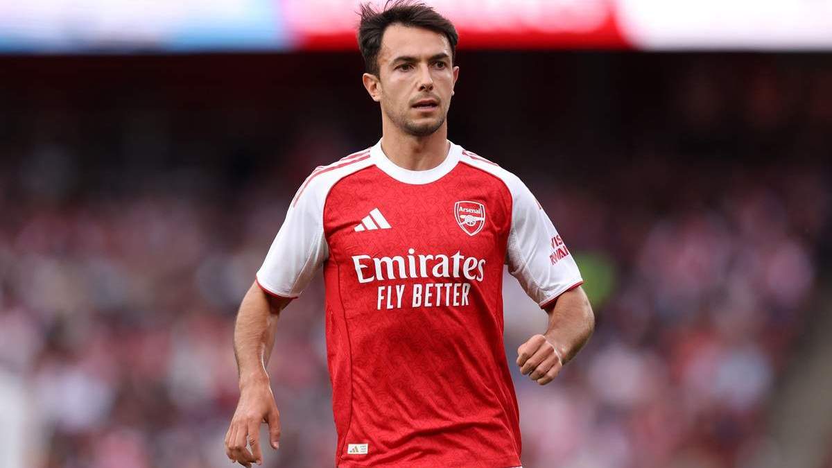 Martín Zubimendi durante un partido con el Arsenal