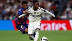 Eduardo Camavinga jugando contra el Barcelona en el Clásico. Eduardo Camavinga jugando contra el Barcelona en el Clásico.