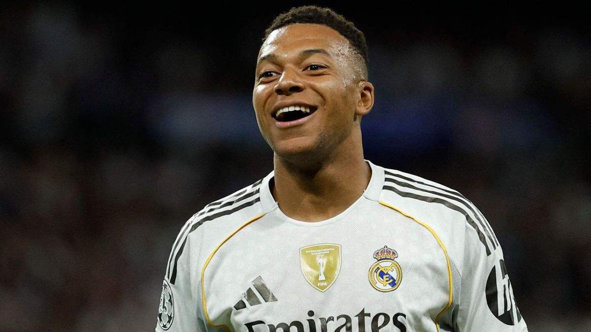 Kylian Mbappé jugando un partido con el Real Madrid. Kylian Mbappé jugando un partido con el Real Madrid.