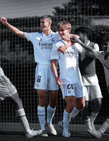Nico Paz y Chema Andrés con el Real Madrid. Nico Paz y Chema Andrés con el Real Madrid.
