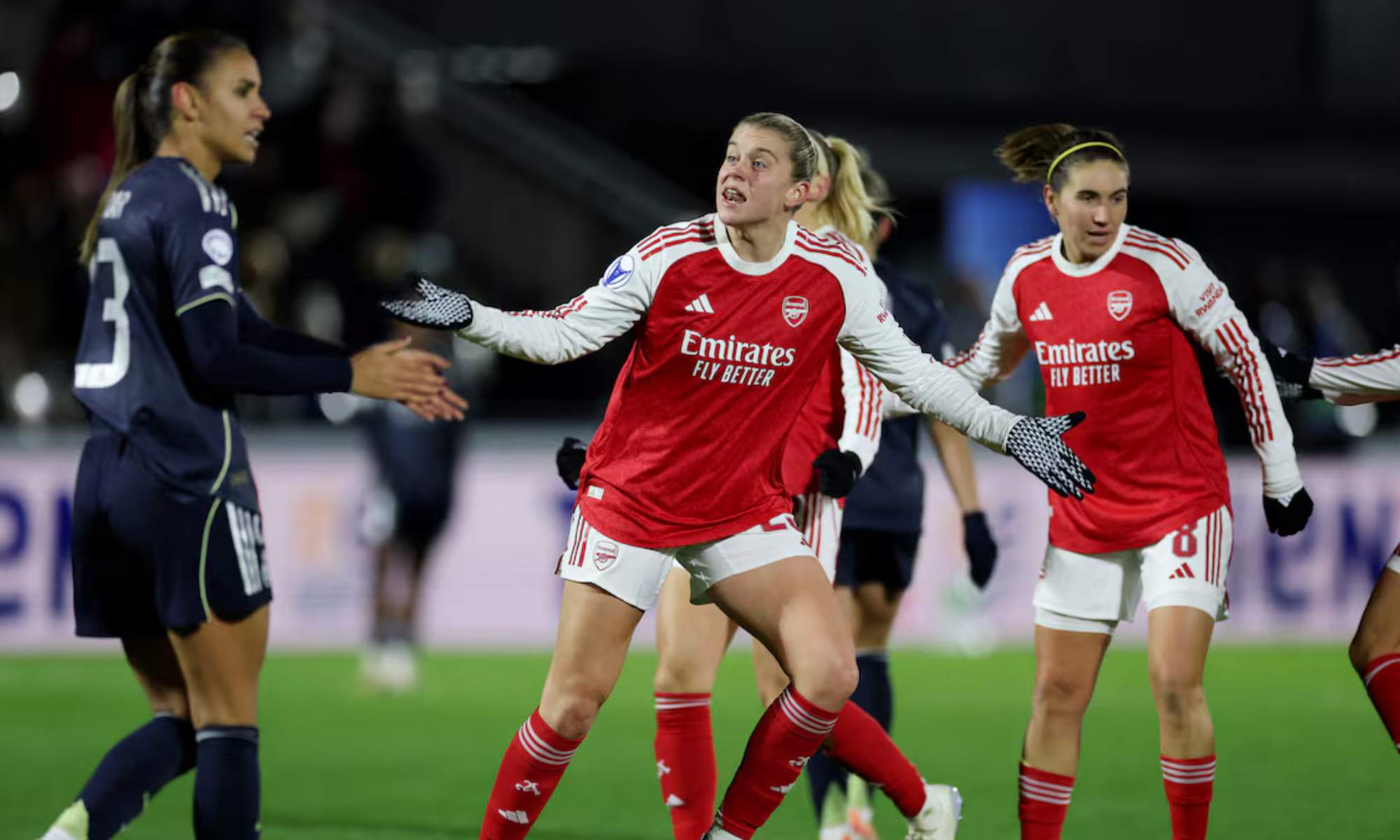 El Real Madrid ha perdido contra el Arsenal en Londres después de adelantarse en la primera parte.