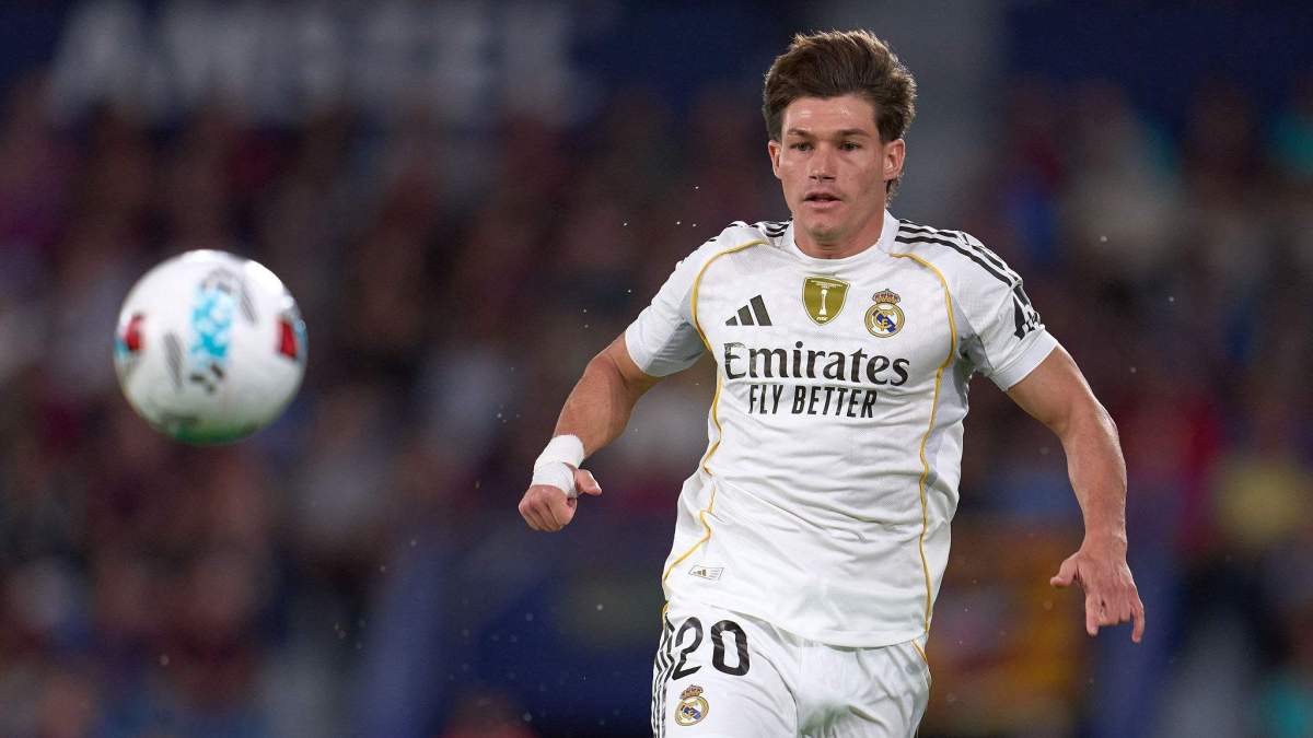 Fran García disputando un partido con el Real Madrid. Fran García disputando un partido con el Real Madrid.