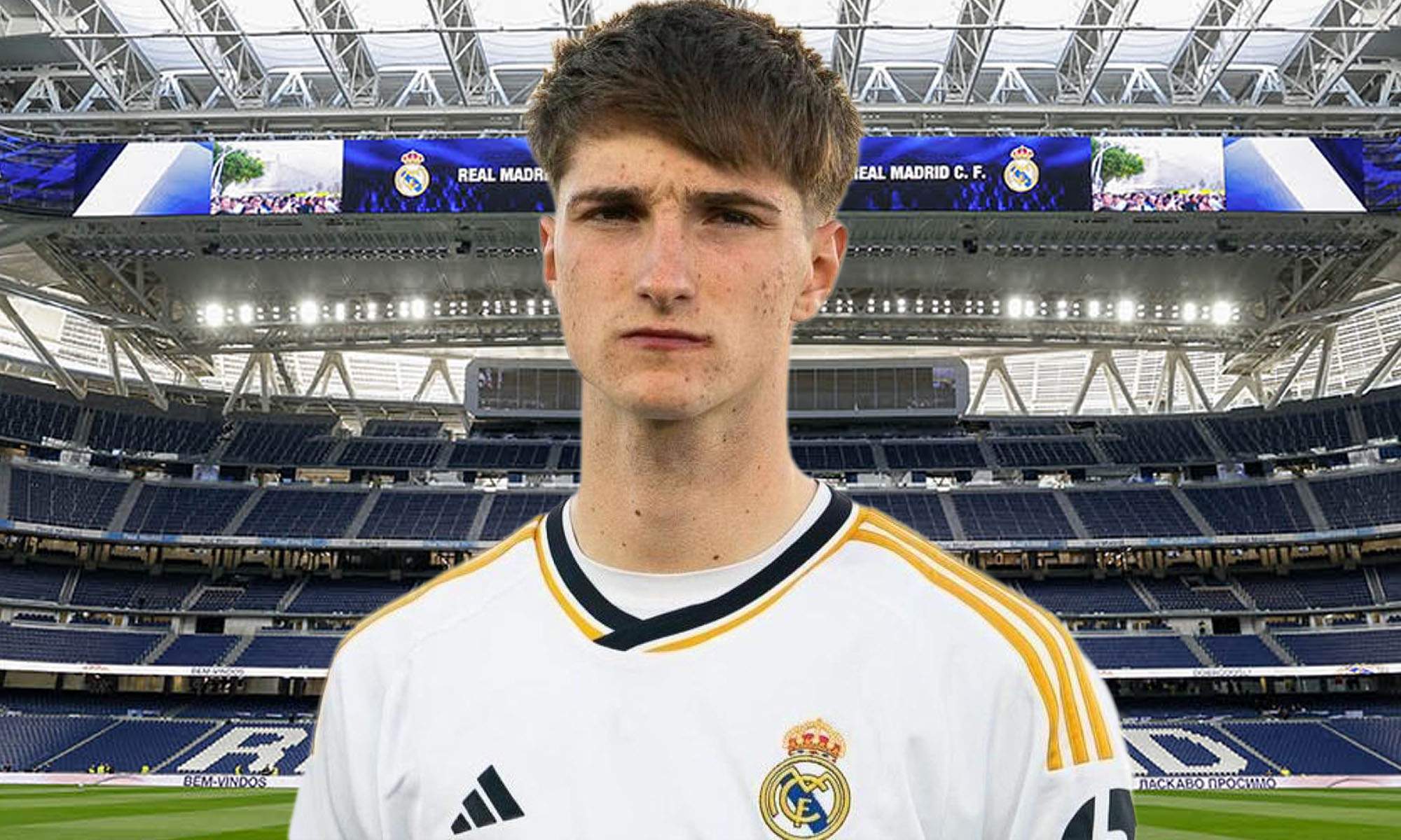 César Palacios con Bernabéu de fondo