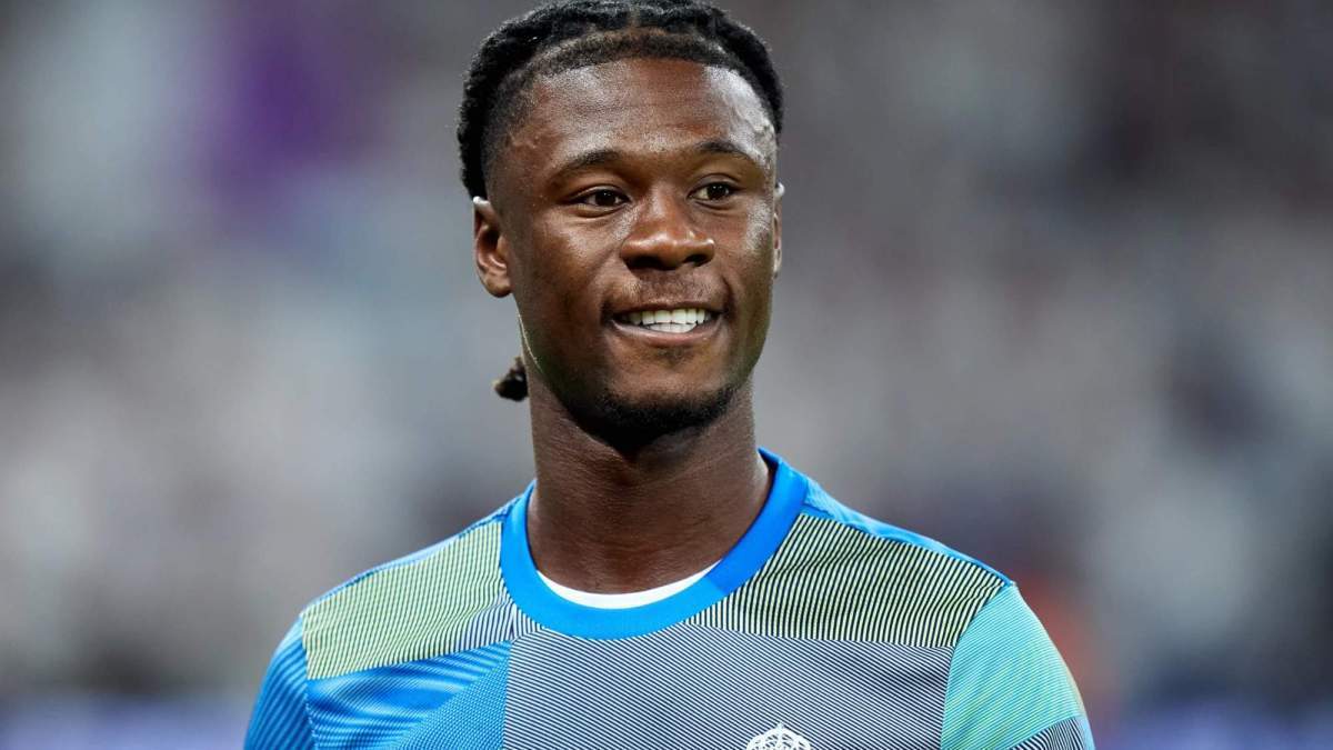 Eduardo Camavinga durante un calentamiento del Real Madrid.