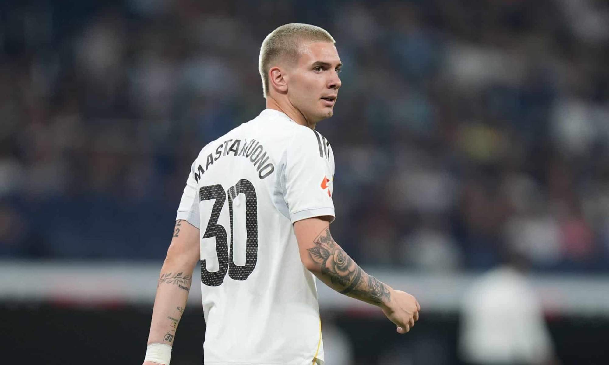 El Real Madrid cambia de planes con Mastantuono